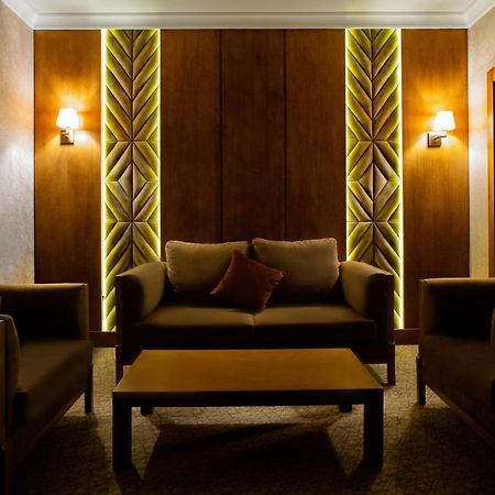 Madison Hotel באקו מראה חיצוני תמונה