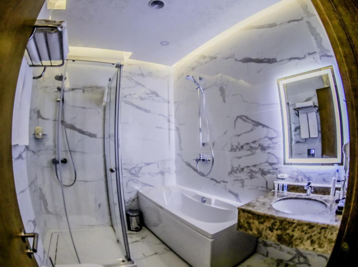 Madison Hotel באקו מראה חיצוני תמונה