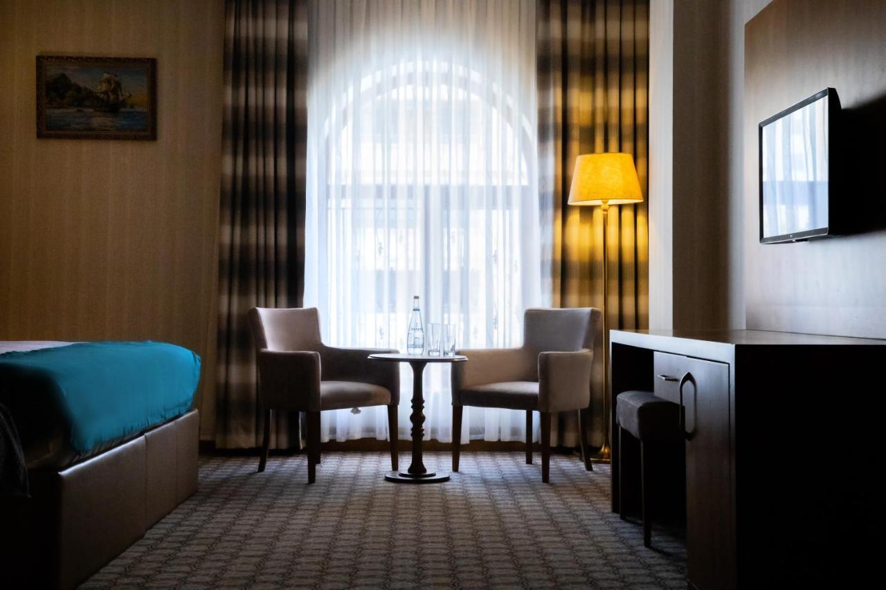 Madison Hotel באקו מראה חיצוני תמונה