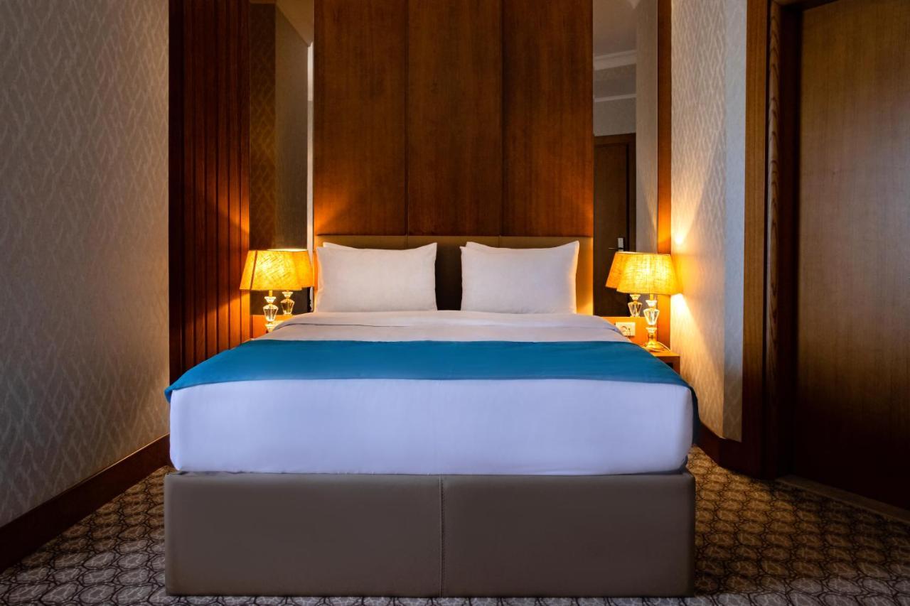 Madison Hotel באקו מראה חיצוני תמונה